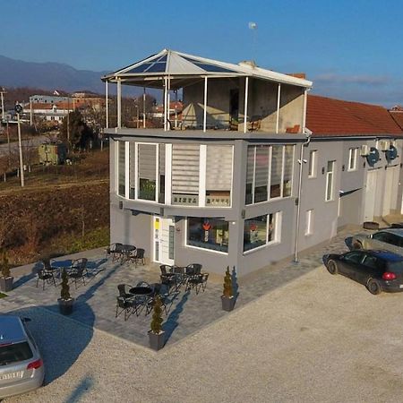Binta Hostel Vranje Ngoại thất bức ảnh