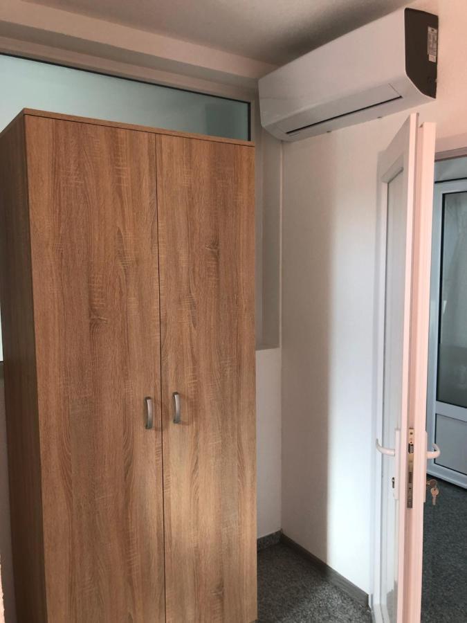 Binta Hostel Vranje Ngoại thất bức ảnh
