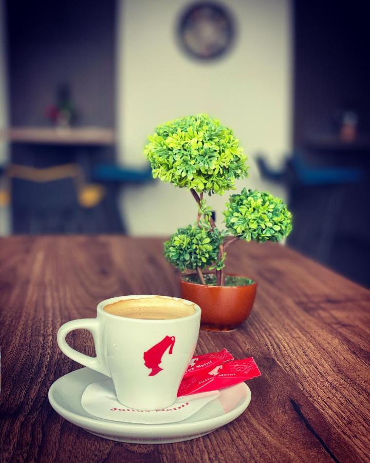 Binta Hostel Vranje Ngoại thất bức ảnh