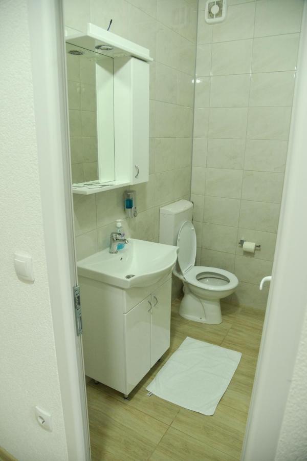 Binta Hostel Vranje Ngoại thất bức ảnh