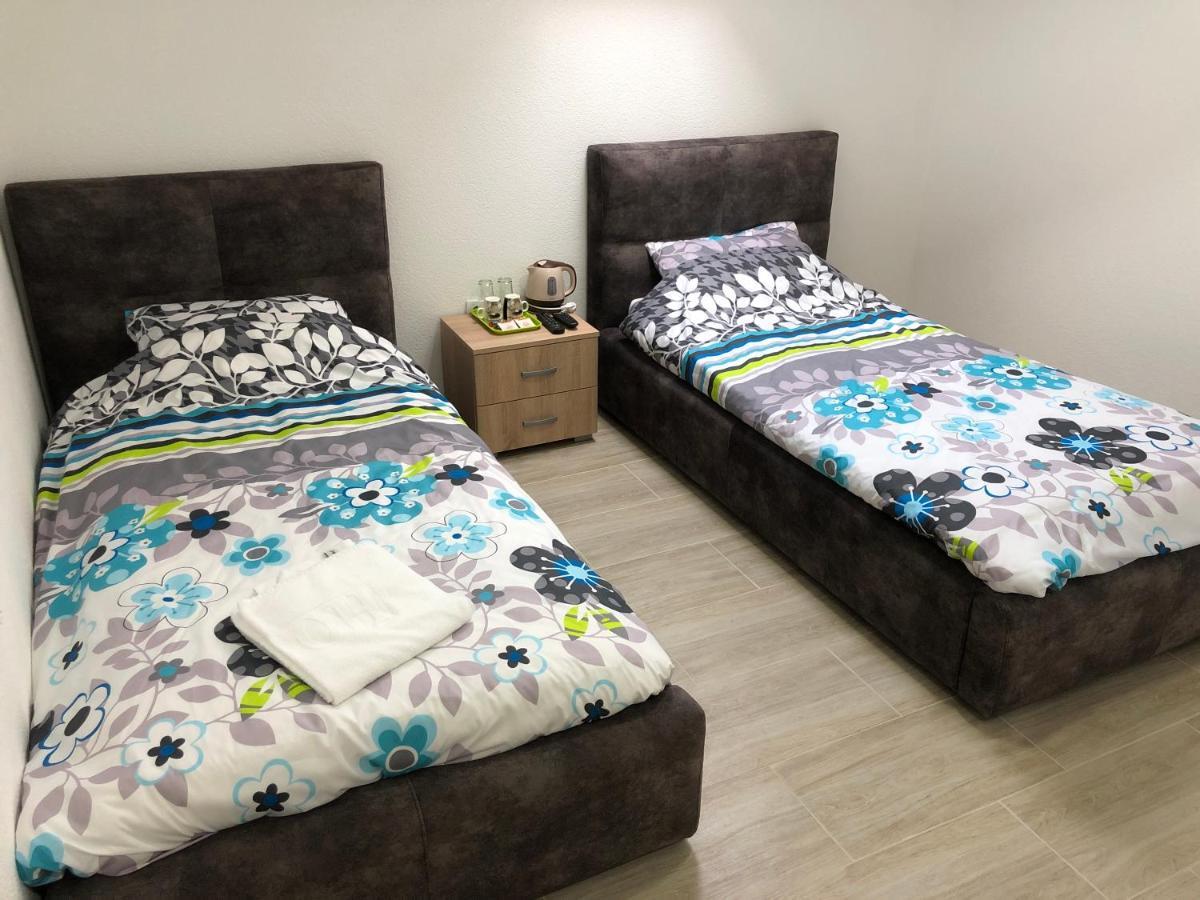 Binta Hostel Vranje Ngoại thất bức ảnh